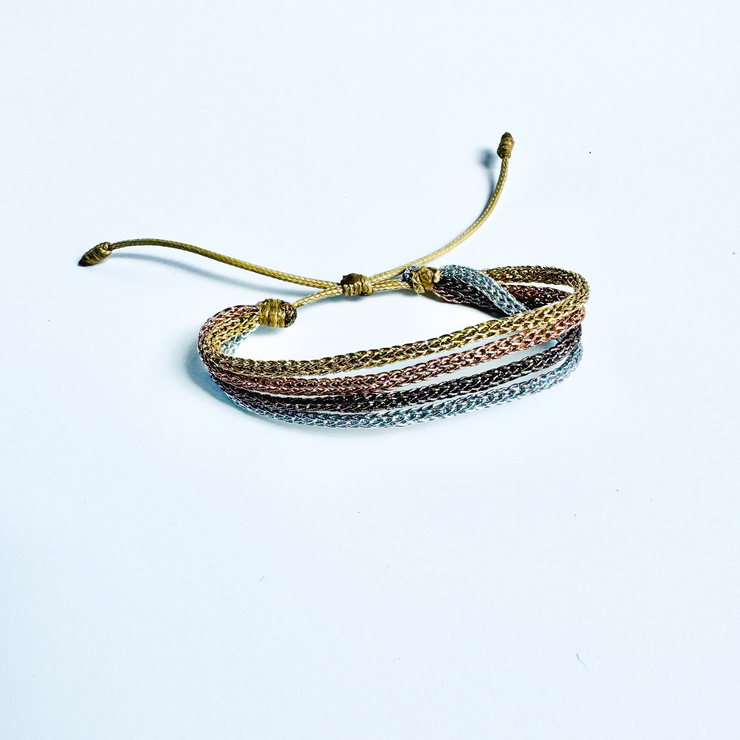 Las pulseras de Luis